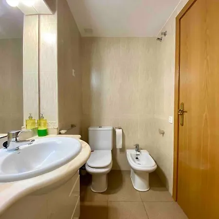 Apartment Big Family Parking And Noise Free Terrassa