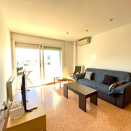 Apartment Big Family Parking And Noise Free *
